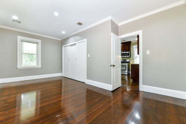 51 Wolcott Rd. 1, Brookline, MA 02467