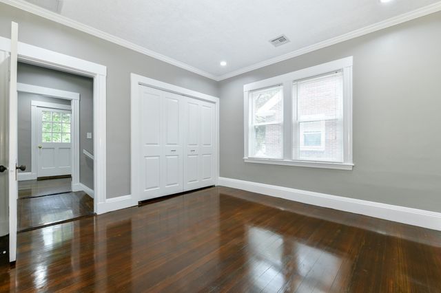 51 Wolcott Rd. 1, Brookline, MA 02467