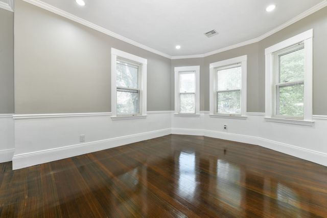 51 Wolcott Rd. 1, Brookline, MA 02467