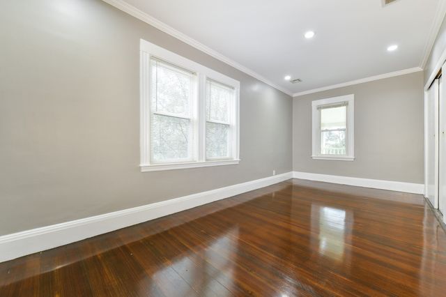 51 Wolcott Rd. 1, Brookline, MA 02467