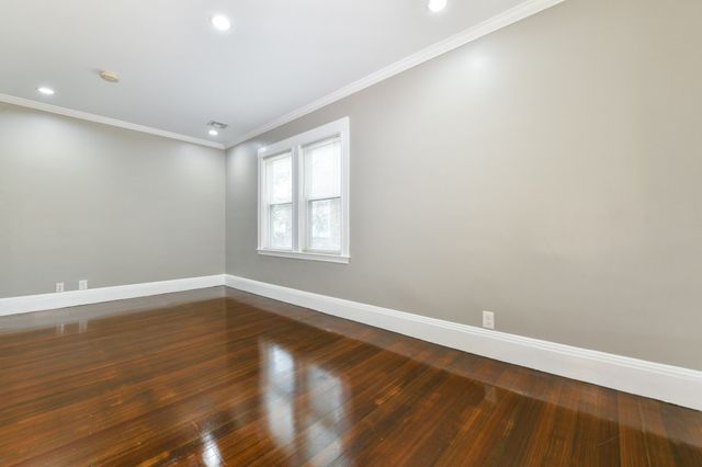 51 Wolcott Rd. 1, Brookline, MA 02467