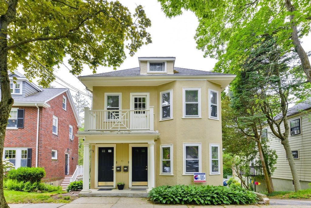 51 Wolcott Rd. 1, Brookline, MA 02467