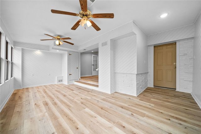 3642 Churchview Ave Ext, Baldwin Boro, PA 15236