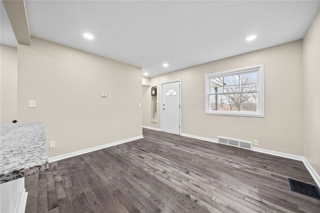 3642 Churchview Ave Ext, Baldwin Boro, PA 15236