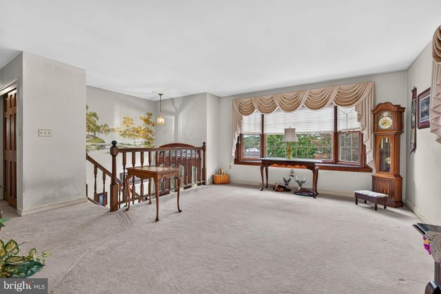 20 LOCUST ST, Talmage, PA 17580
