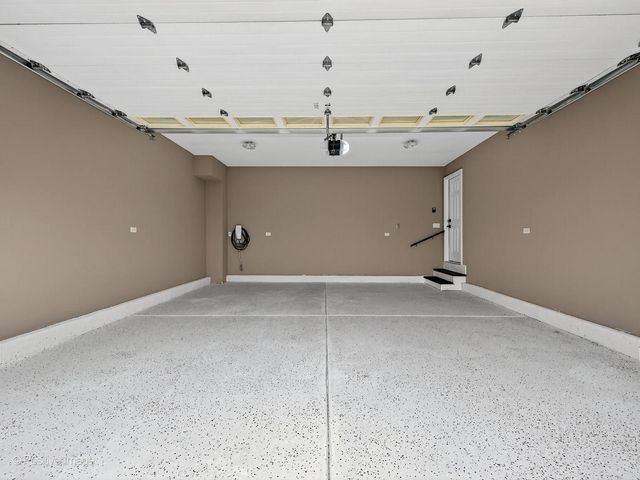 5541 E Celebrity Circle, Hanover Park, IL 60133