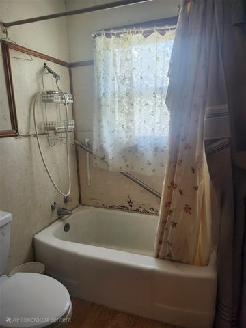 1504 SW 6th St, Lawton, OK 73501