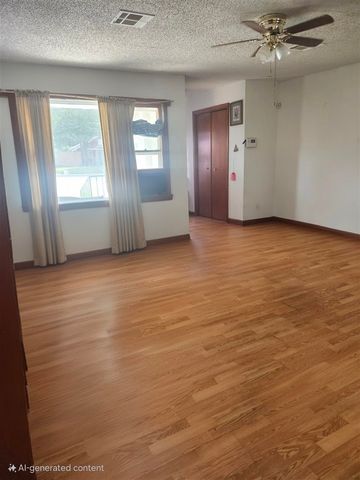 1504 SW 6th St, Lawton, OK 73501