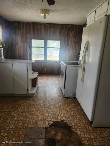 1504 SW 6th St, Lawton, OK 73501