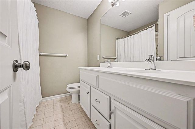 1200 Silverleaf Court, Liberty, MO 64068