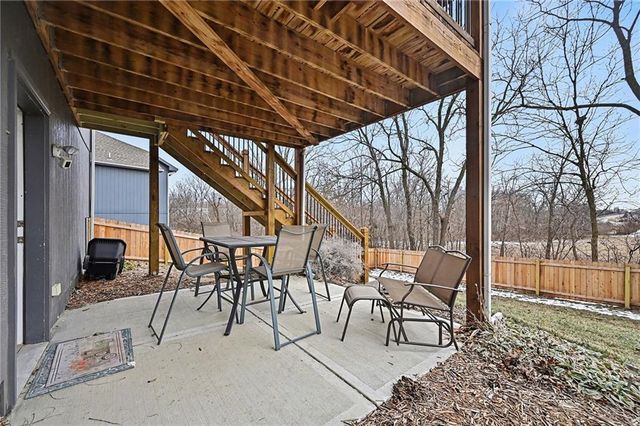 1200 Silverleaf Court, Liberty, MO 64068