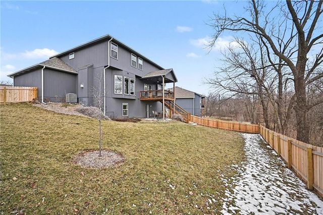 1200 Silverleaf Court, Liberty, MO 64068