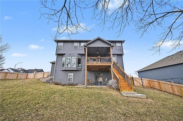 1200 Silverleaf Court, Liberty, MO 64068