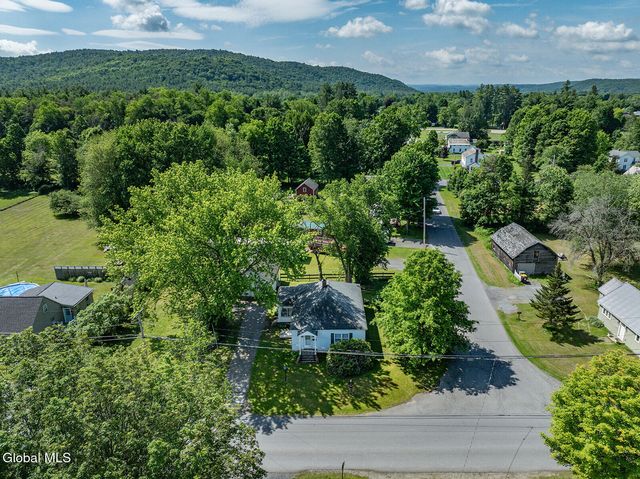 42 Spring Street, White Creek, NY 12816