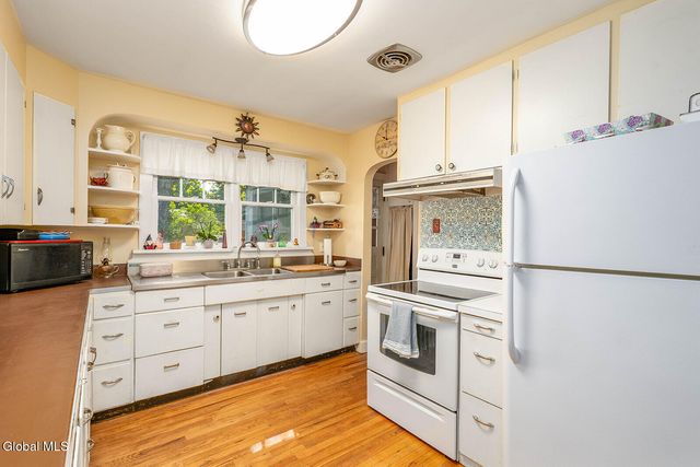 42 Spring Street, White Creek, NY 12816