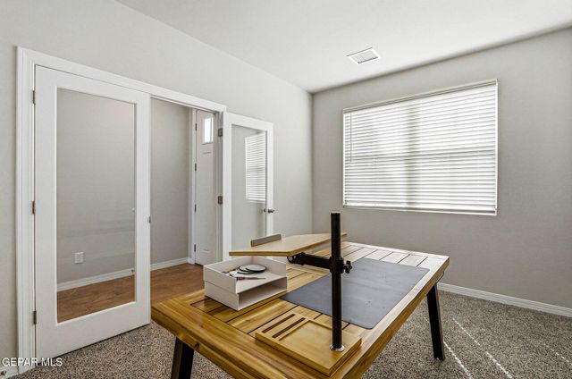 1048 Nepal Sky Street, Horizon City, TX 79928