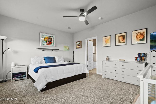 1048 Nepal Sky Street, Horizon City, TX 79928