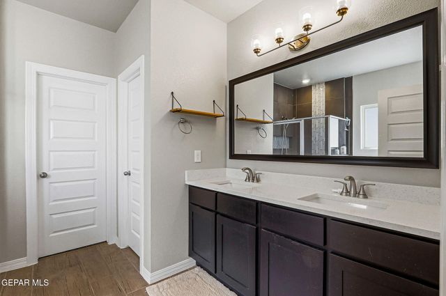 1048 Nepal Sky Street, Horizon City, TX 79928