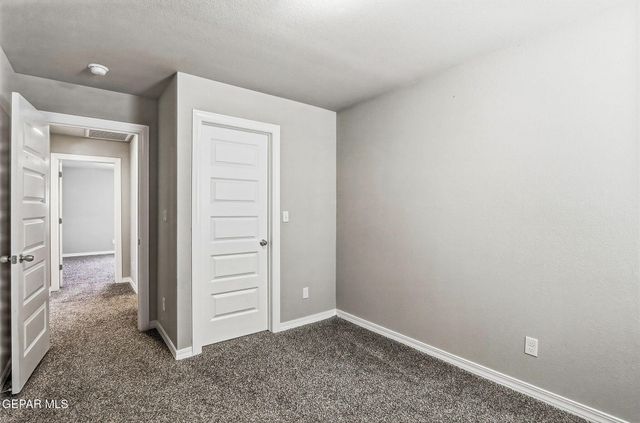 1048 Nepal Sky Street, Horizon City, TX 79928