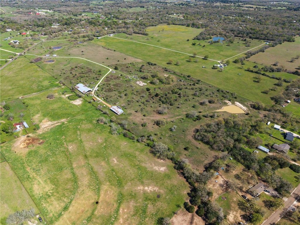 8560 Grassbur Road, Bryan, TX 77808 — exterior