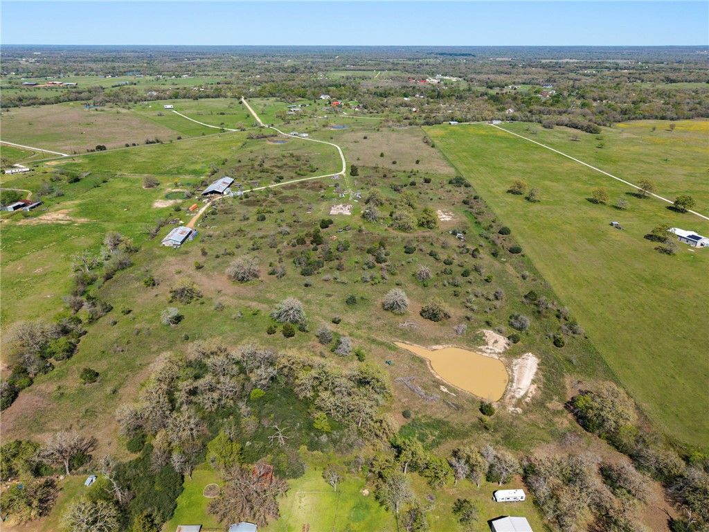 8560 Grassbur Road, Bryan, TX 77808 — photo 5