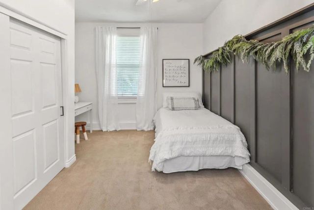 561 Chesterfield Circle, San Marcos, CA 92069