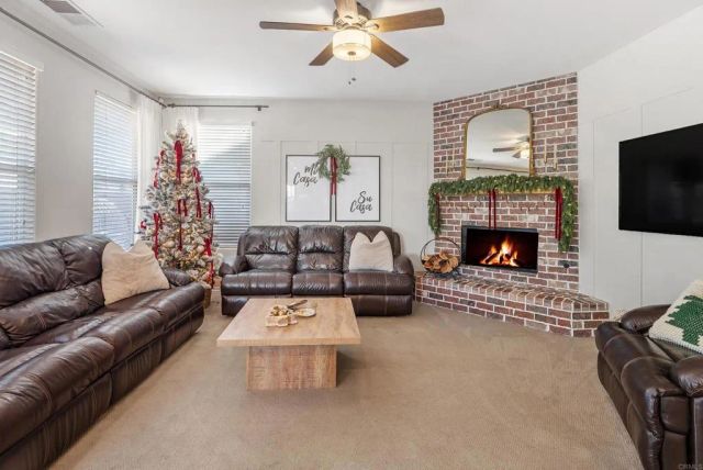 561 Chesterfield Circle, San Marcos, CA 92069