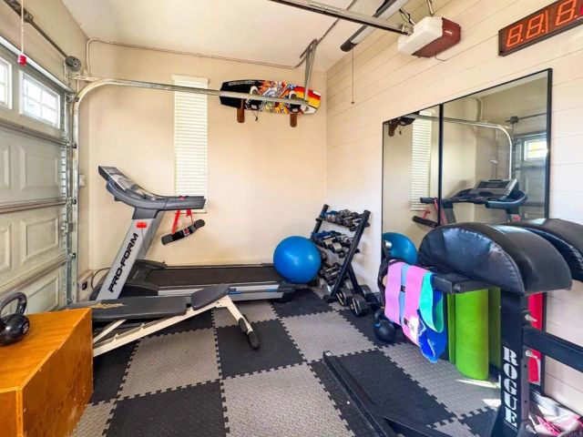 561 Chesterfield Circle, San Marcos, CA 92069