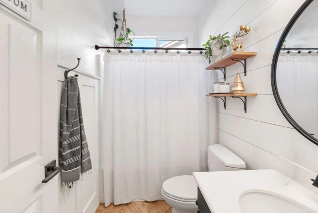 561 Chesterfield Circle, San Marcos, CA 92069