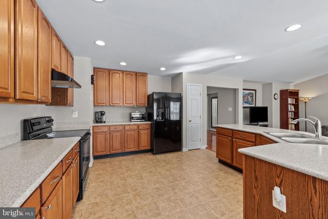 8953 CHAPEL AVE, Ellicott City, MD 21043