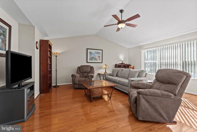 8953 CHAPEL AVE, Ellicott City, MD 21043