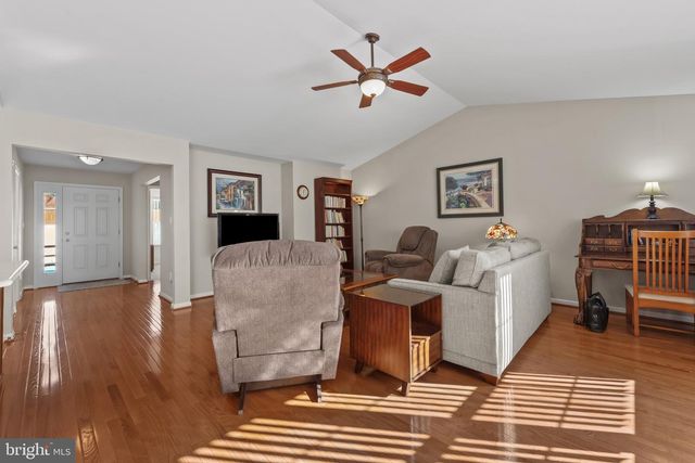 8953 CHAPEL AVE, Ellicott City, MD 21043