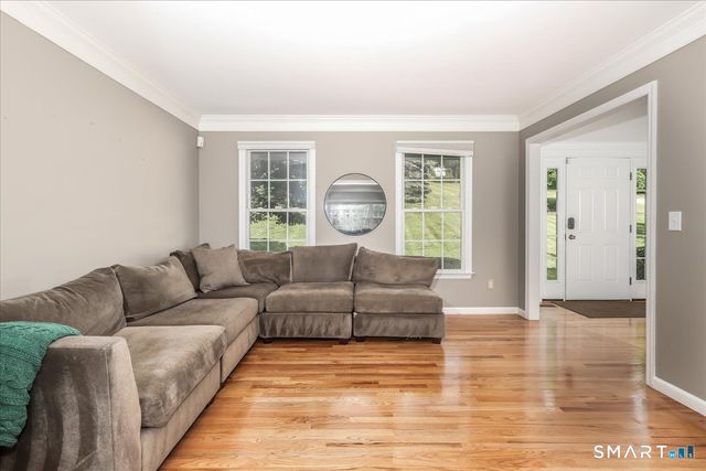 23 Meredith Lane, New Milford, CT 06776