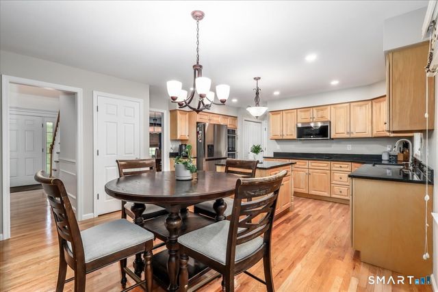 23 Meredith Lane, New Milford, CT 06776