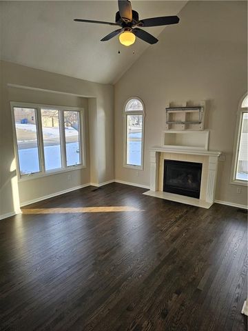 108 Cedar Street, Smithville, MO 64089