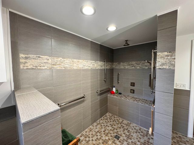 2849 Dartmouth College Highway, Haverhill, NH 03774