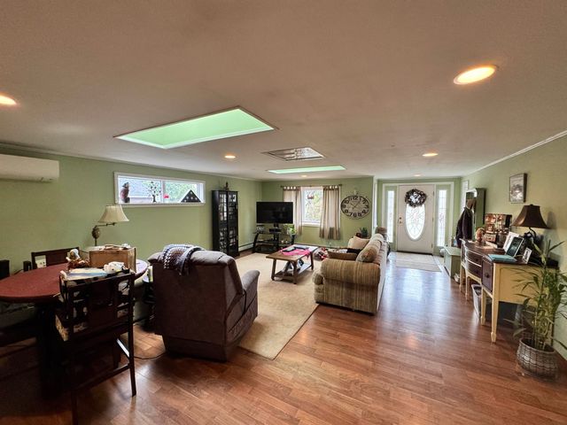 2849 Dartmouth College Highway, Haverhill, NH 03774