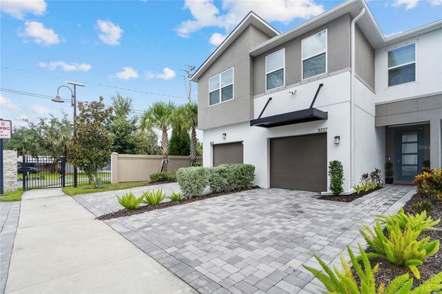 3227 TIMBER CROSSING AVENUE, Brandon, FL 33511