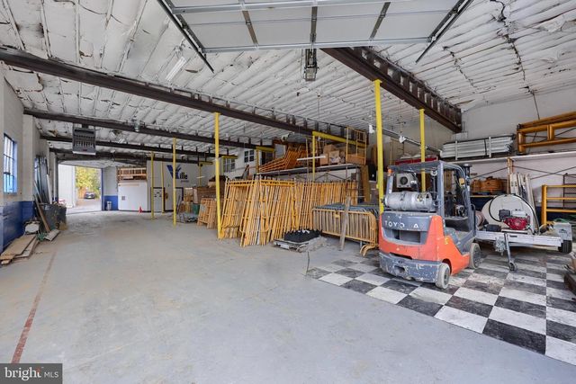 218 E MADISON ST, Lancaster, PA 17602