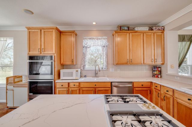 425 Crestwood DR, Killeen, TX 76549