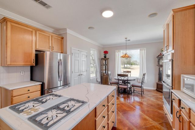 425 Crestwood DR, Killeen, TX 76549