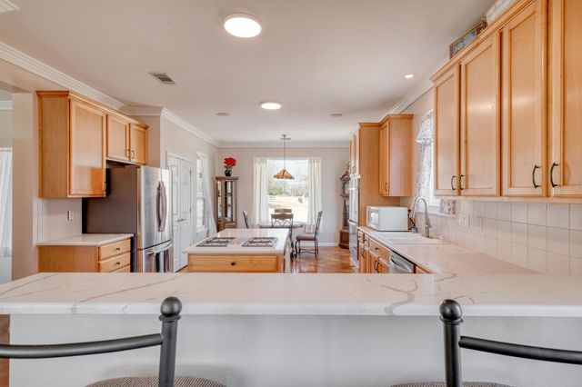 425 Crestwood DR, Killeen, TX 76549