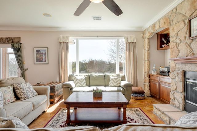 425 Crestwood DR, Killeen, TX 76549