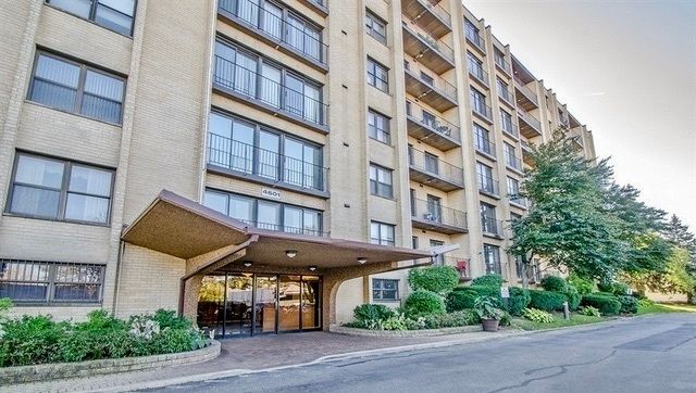 4601 W Touhy Avenue 412, Lincolnwood, IL 60712