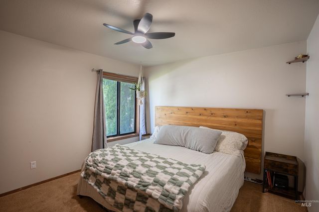 2711 Elizabeth Blvd, Twin Falls, ID 83301