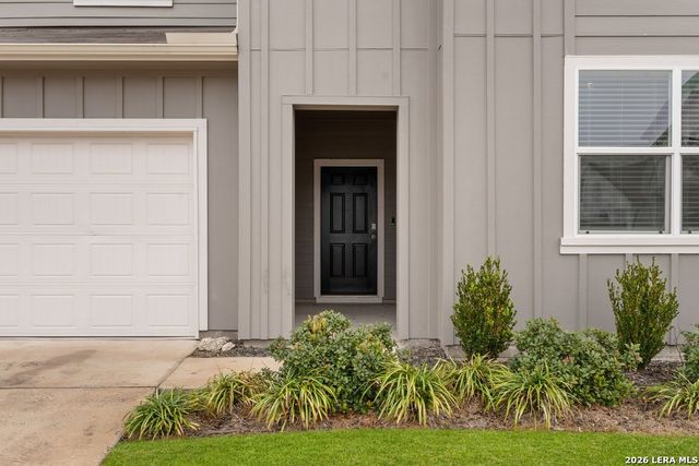 449 Ida Loop, Seguin, TX 78155