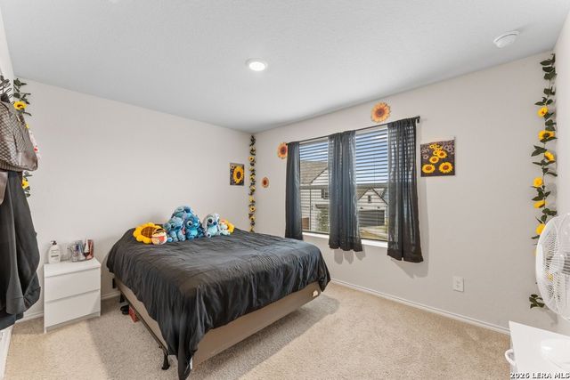 449 Ida Loop, Seguin, TX 78155