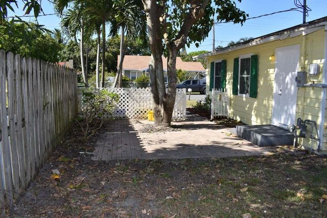 940 BIGNONIA Road, West Palm Beach, FL 33405