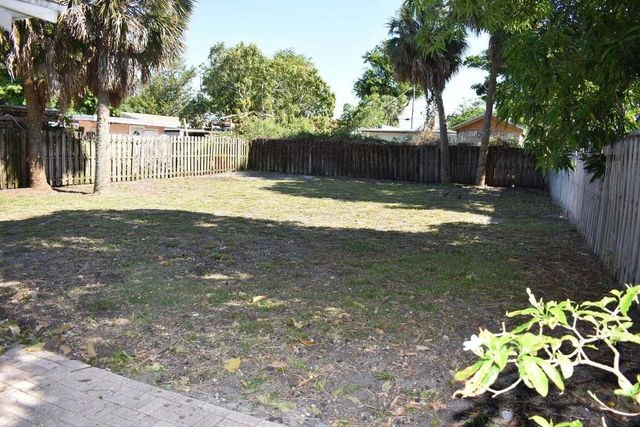 940 BIGNONIA Road, West Palm Beach, FL 33405