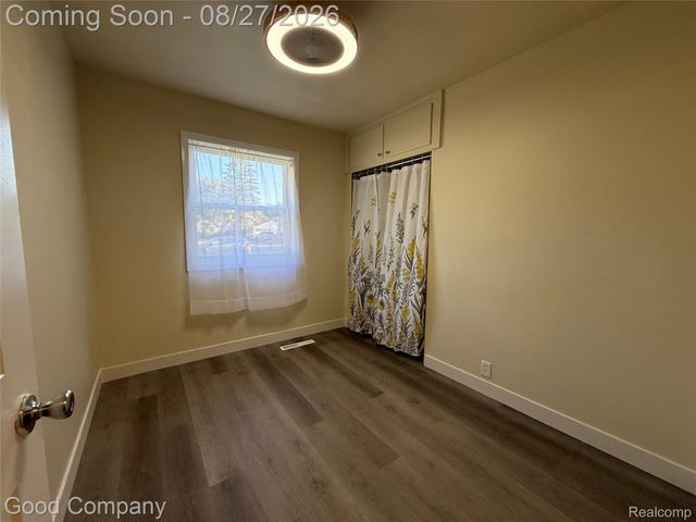 3026 Wyoming Avenue, Flint, MI 48506